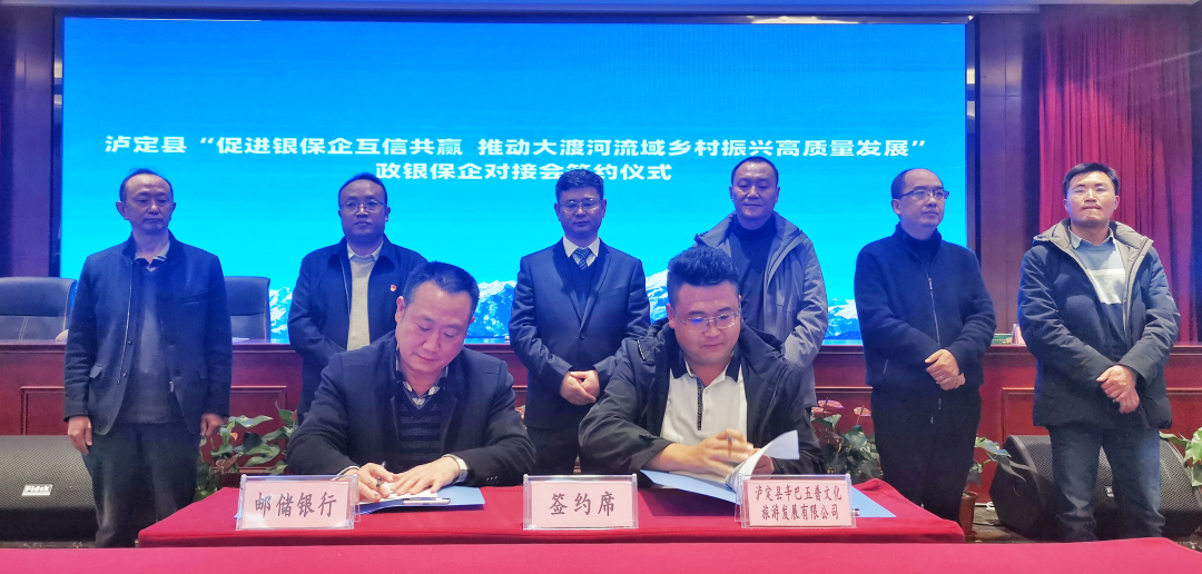 人保服务 ,人保财险政银保 _2025年团膳产业链结构、重点企业及市场趋势分析