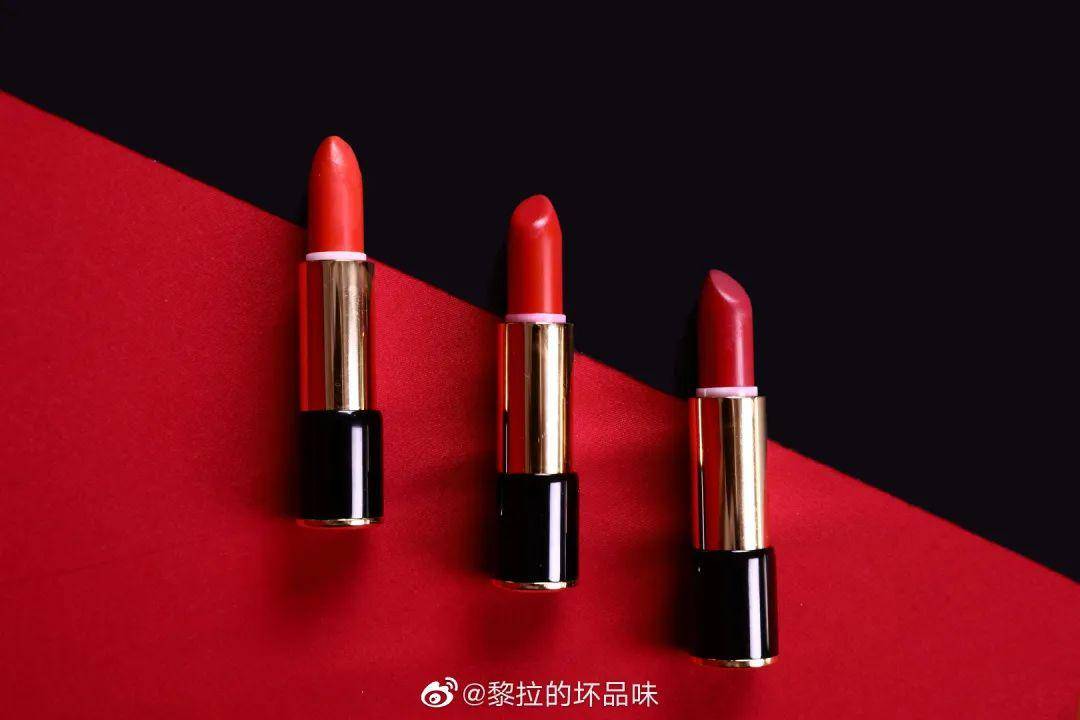 汽车包装艺术的‘跨界’探索：从保护到展示的幽默转身，重塑品牌形象_拥有“如意行”驾乘险，出行更顺畅！,人保护你周全