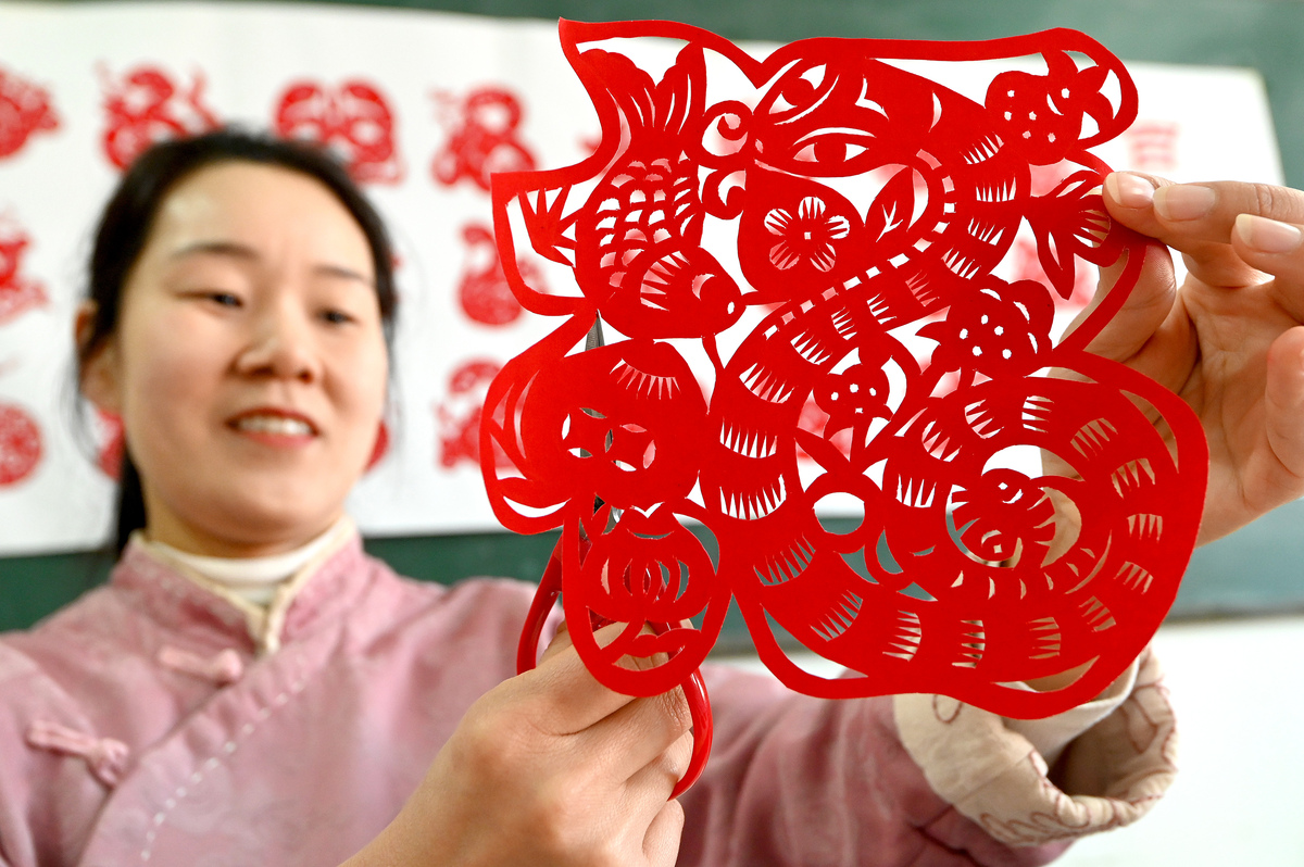 2025年中国非遗技艺行业：文化市场爆发与投资新航向_人保服务,人保车险