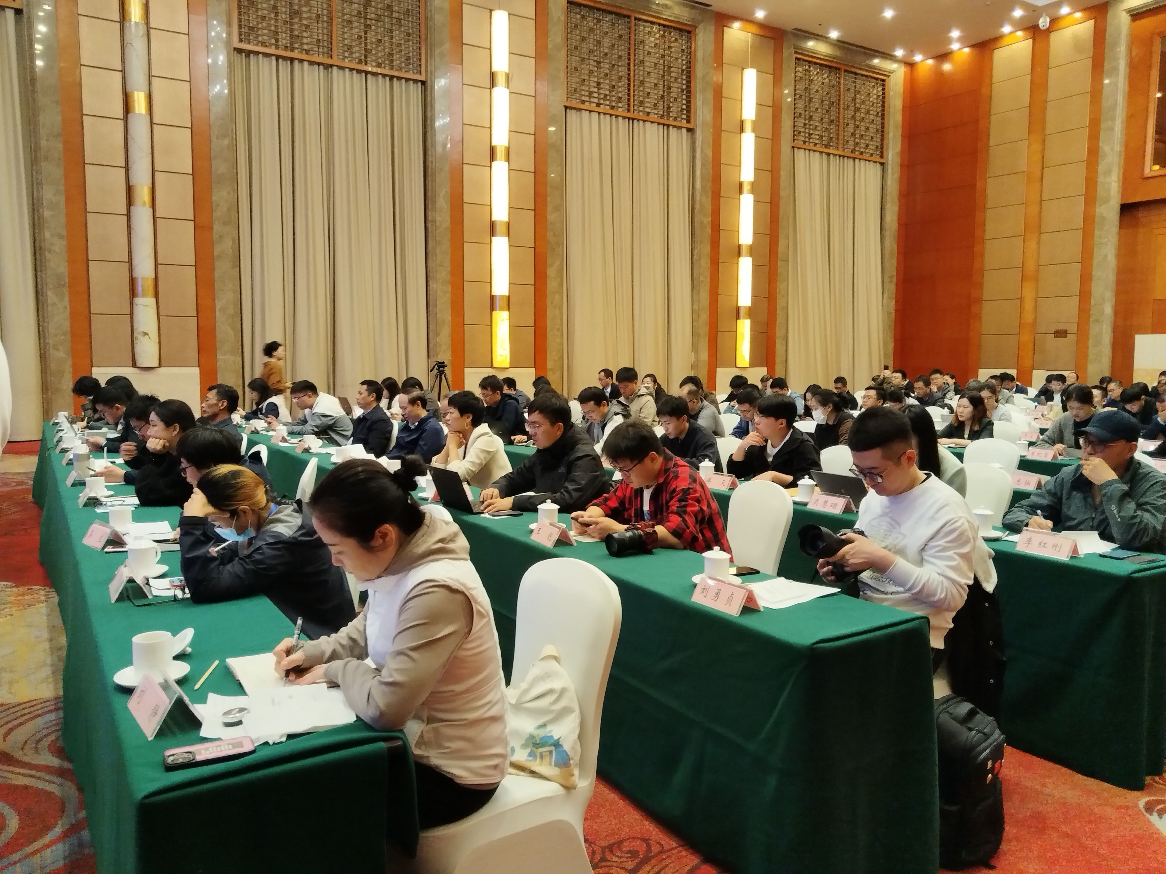 活力中国调研行｜手术机器人发展惠及更多患者