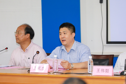 前海财险总经理闪辞、女帅霍建梅代职！股权7折拍卖牵扯中融人寿