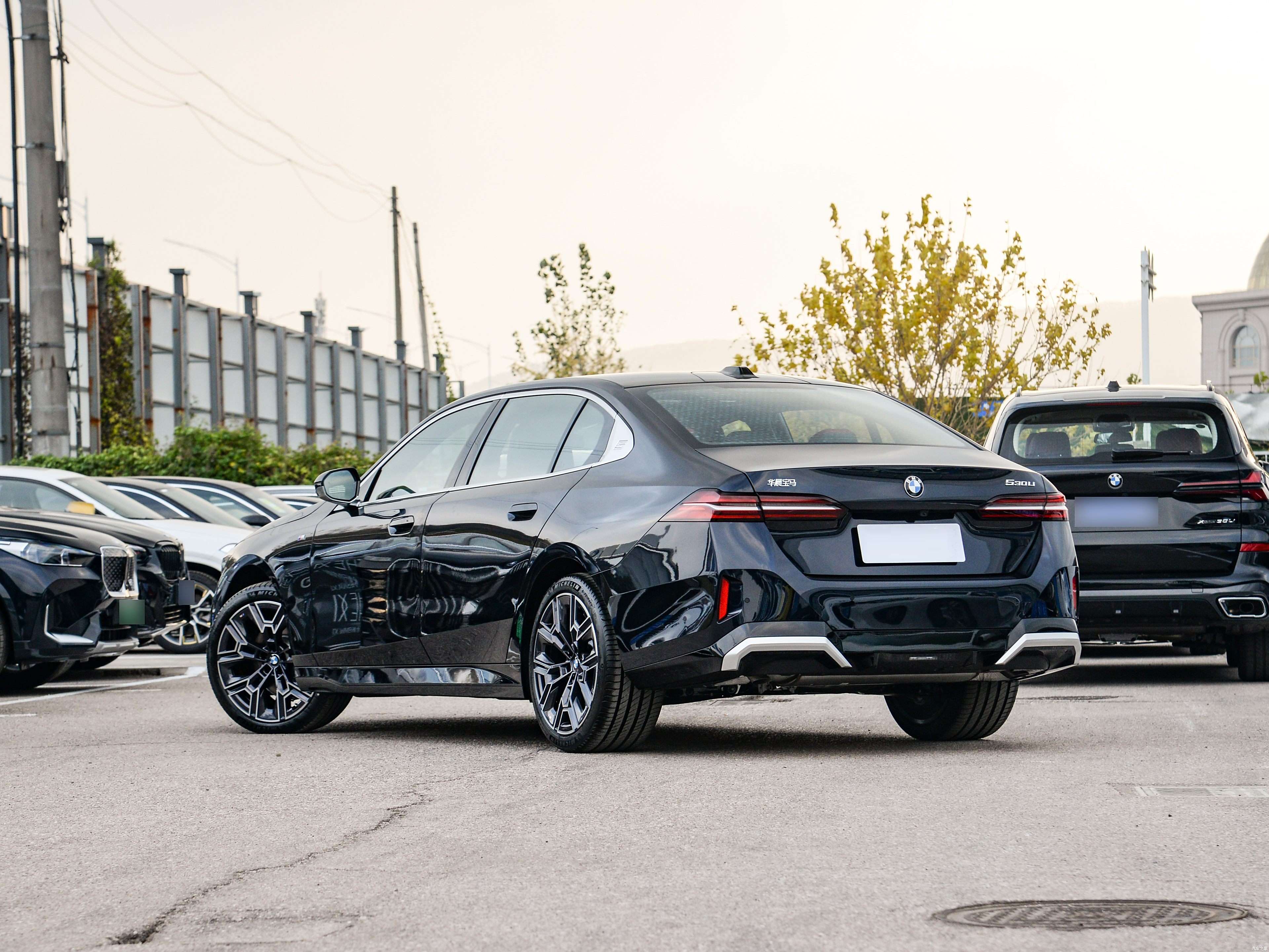 人保车险   品牌优势——快速了解燃油汽车车险,人保伴您前行_CPU芯片行业发展现状及趋势预测(2025年)