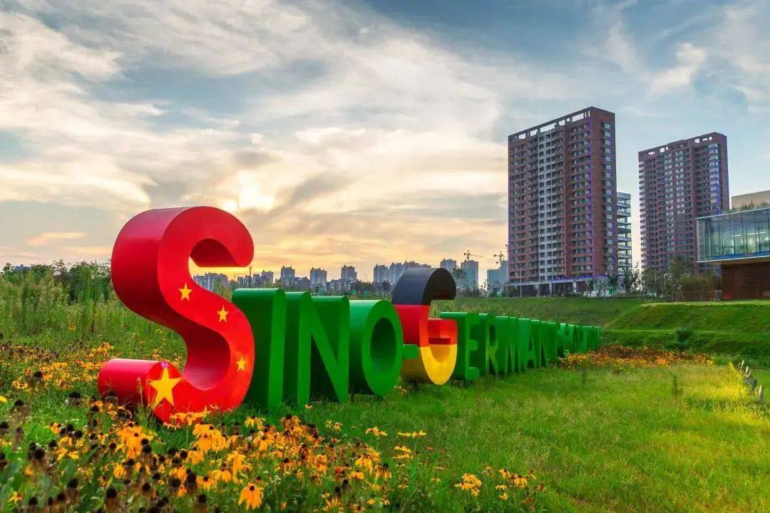 人保财险 ,人保有温度_2025年中国家用空调行业：投资新风口，把握绿色智能空调的黄金机遇