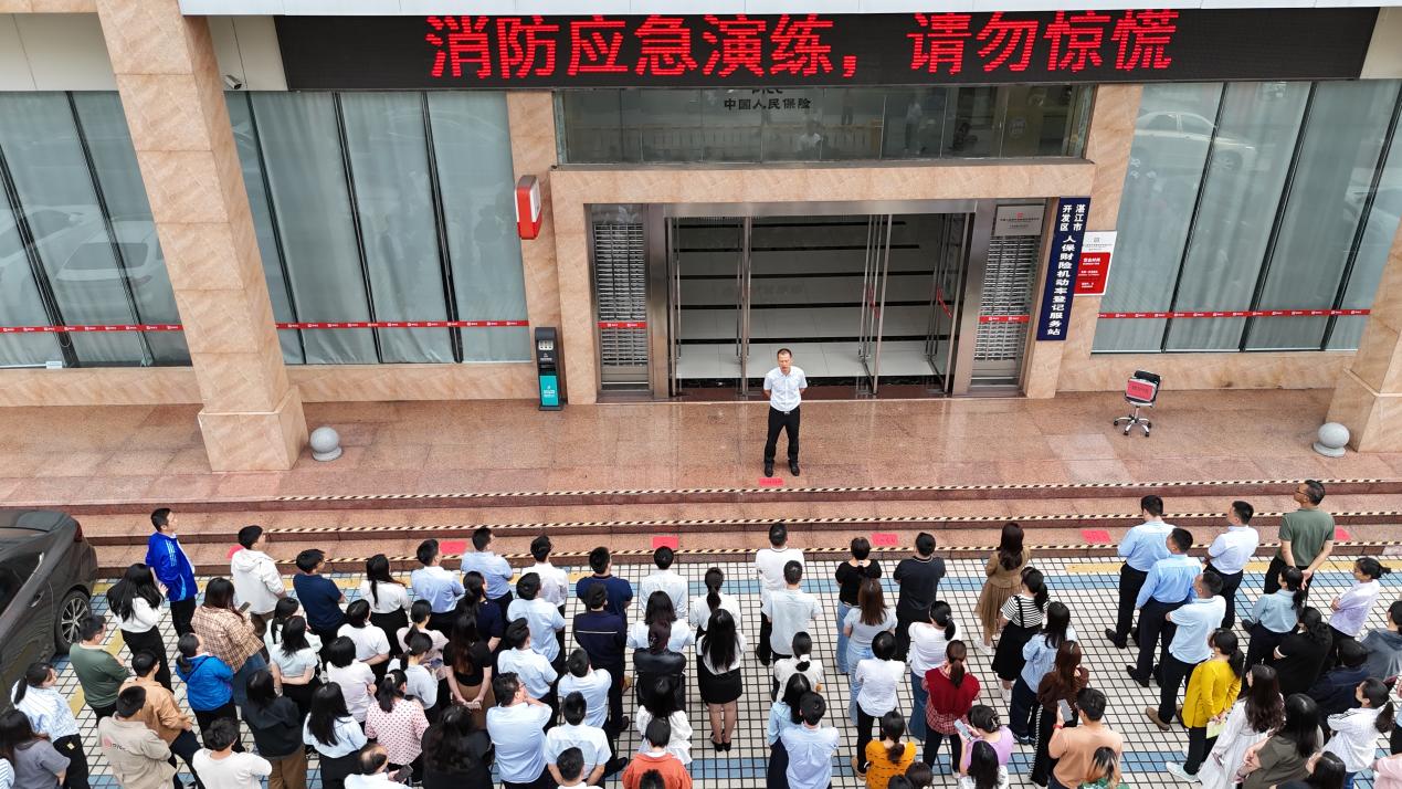 人保财险政银保 ,人保有温度_2025中国装修行业全景调研及市场规模、前景预测分析