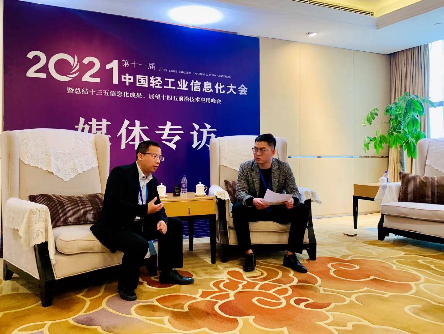 从“战区”到“省区”：理想销服体系架构回调，资源向门店倾斜