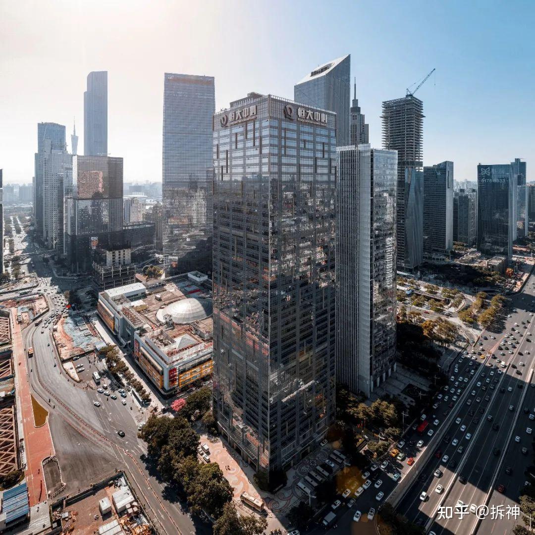 刷屏！头部公募这个动作，释放出什么信号？