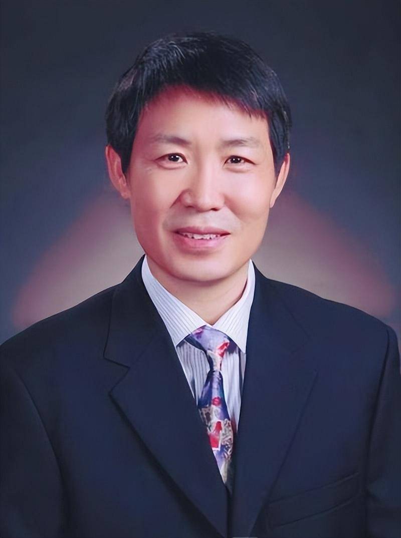 萃华珠宝：积极推进产品创新战略扩大年轻客群覆盖