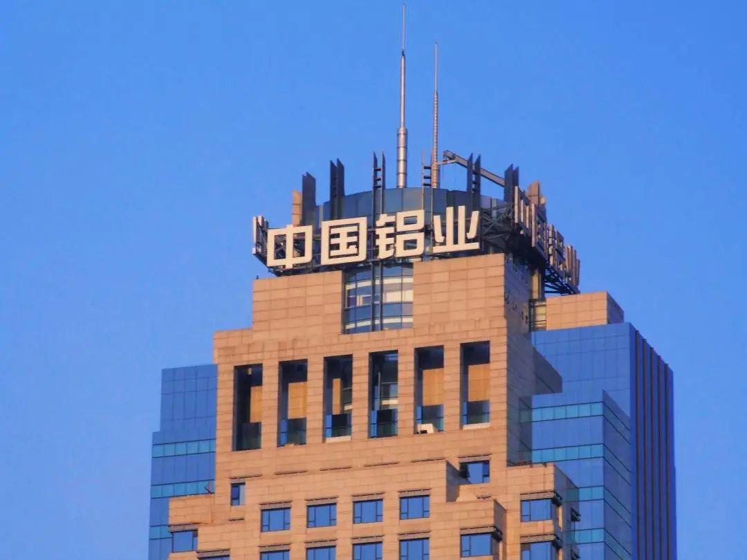 中国建筑上半年净利润304亿元 战新产业实现营收近千亿