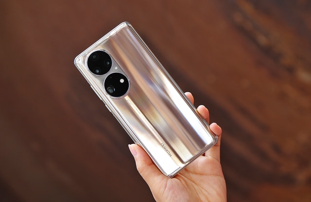 华为欧拉概念下跌2.41%，10股主力资金净流出超亿元