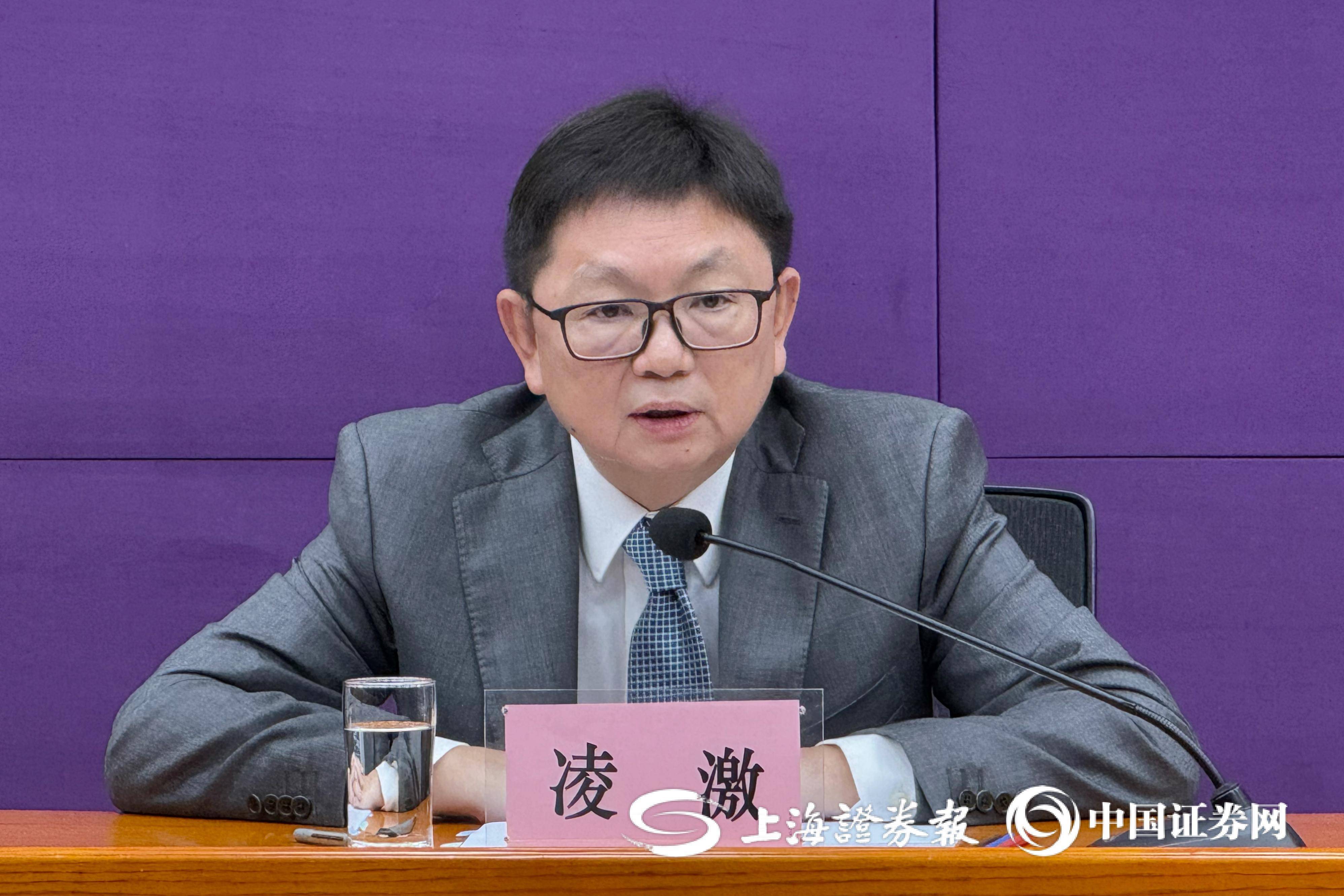 今年前七个月中国与上合组织其他成员国货物贸易额达2931.8亿美元