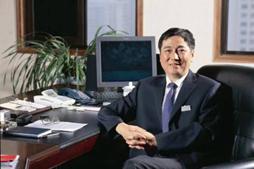 成都银行：副董事长何维忠退休离任