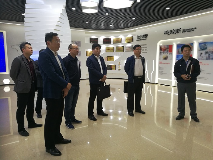 德邦股份：财务负责人丁永晟离职，杨川接任