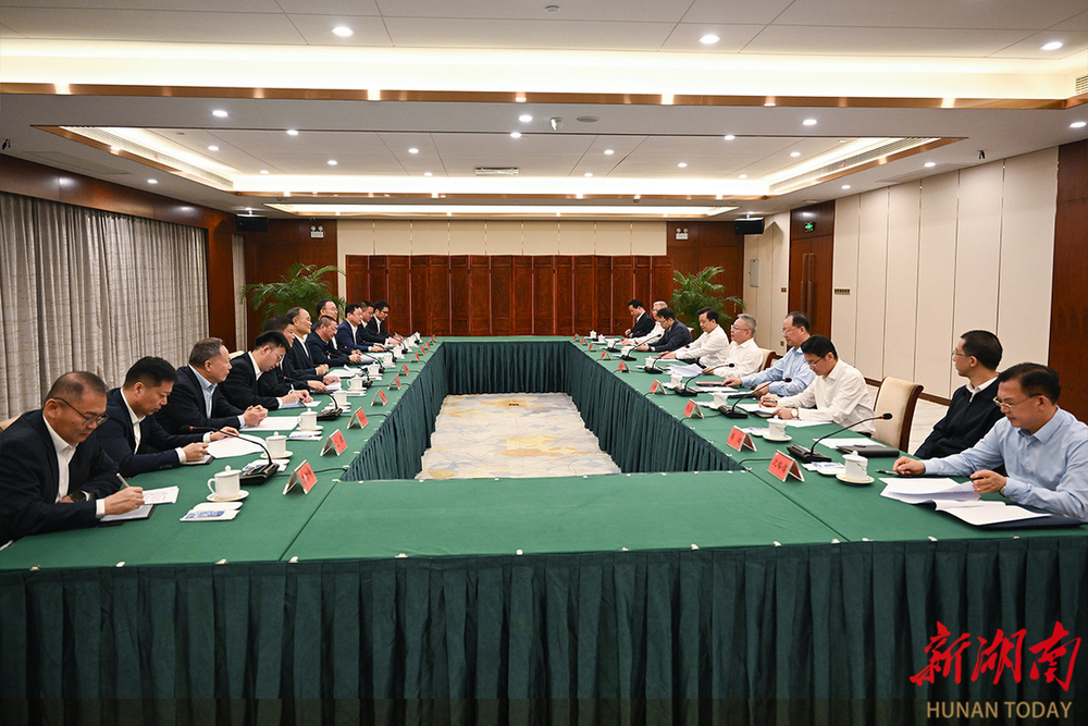 李书福：曹操出行将作为Robotaxi最重要商业化载体，打造全球领先的科技出行平台