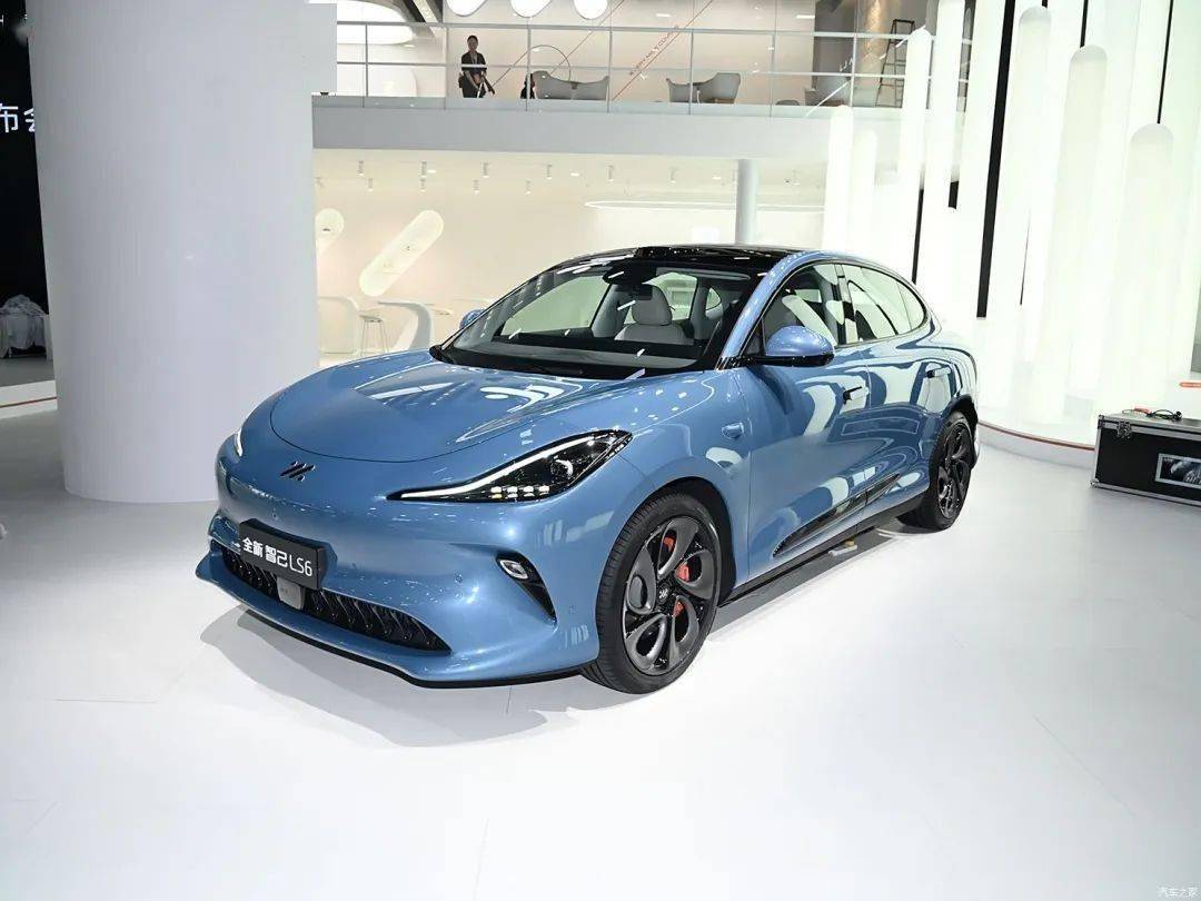 智己新LS6预售超4.8万辆，用“低价高配+预售权益”撬动销量