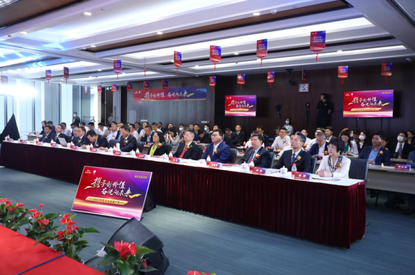 2025童鞋行业避坑：哪些赛道正在透支未来?_人保伴您前行,拥有“如意行”驾乘险，出行更顺畅！