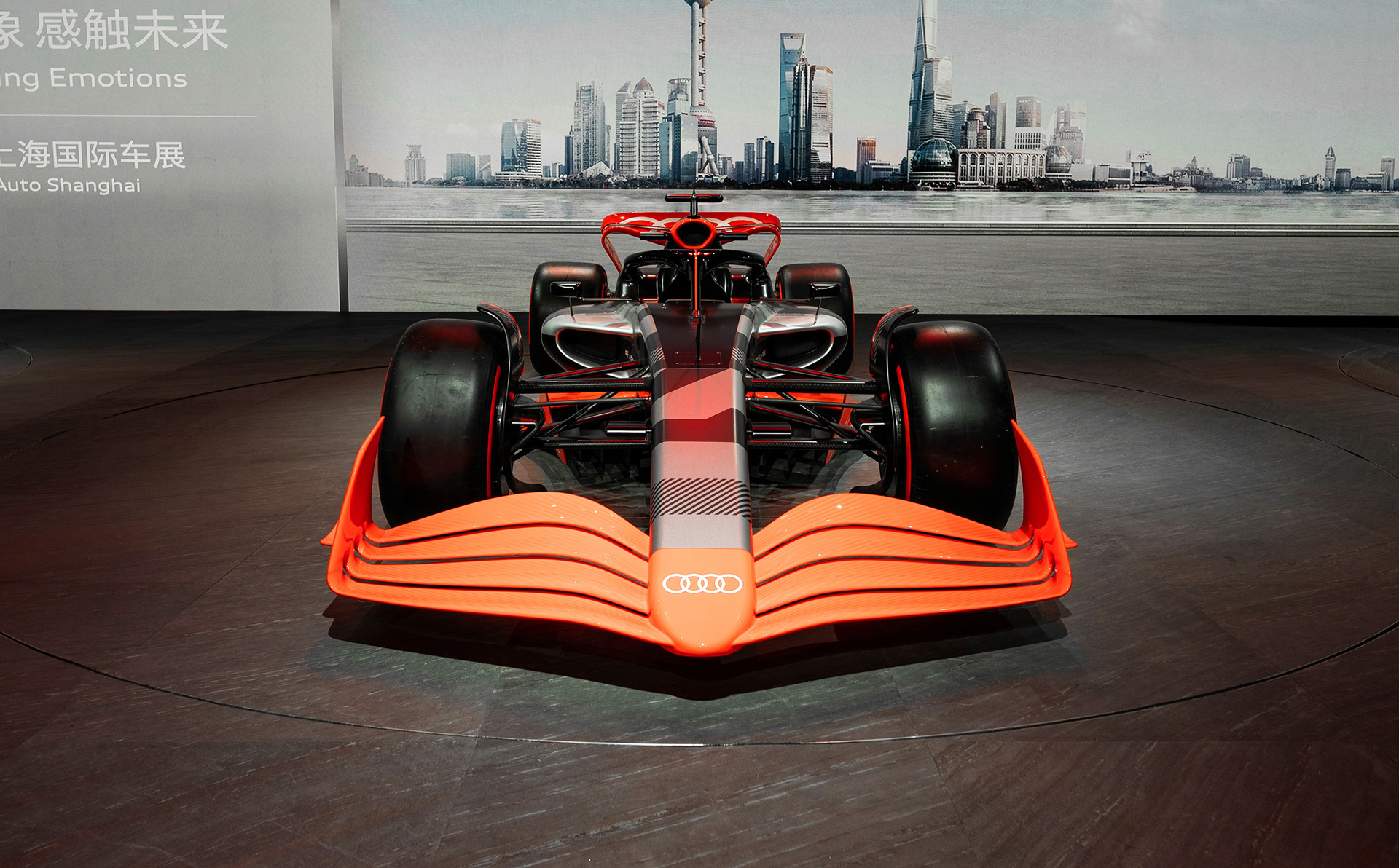 阿迪达斯与奥迪F1车队建立全新服装合作伙伴关系