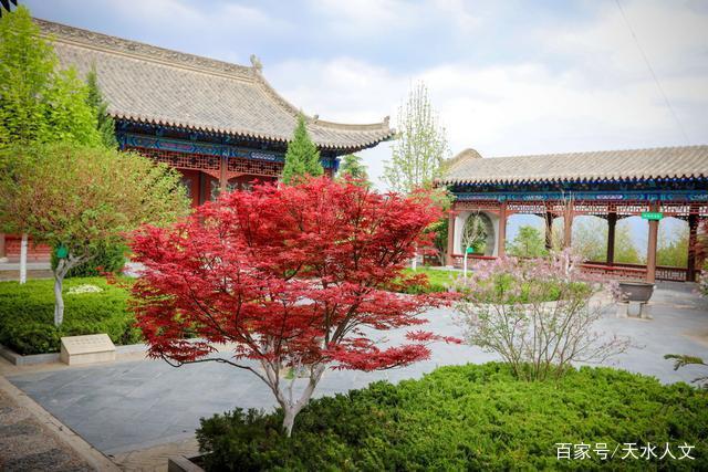 红 宝 丽：公司环氧丙烷项目在建设中