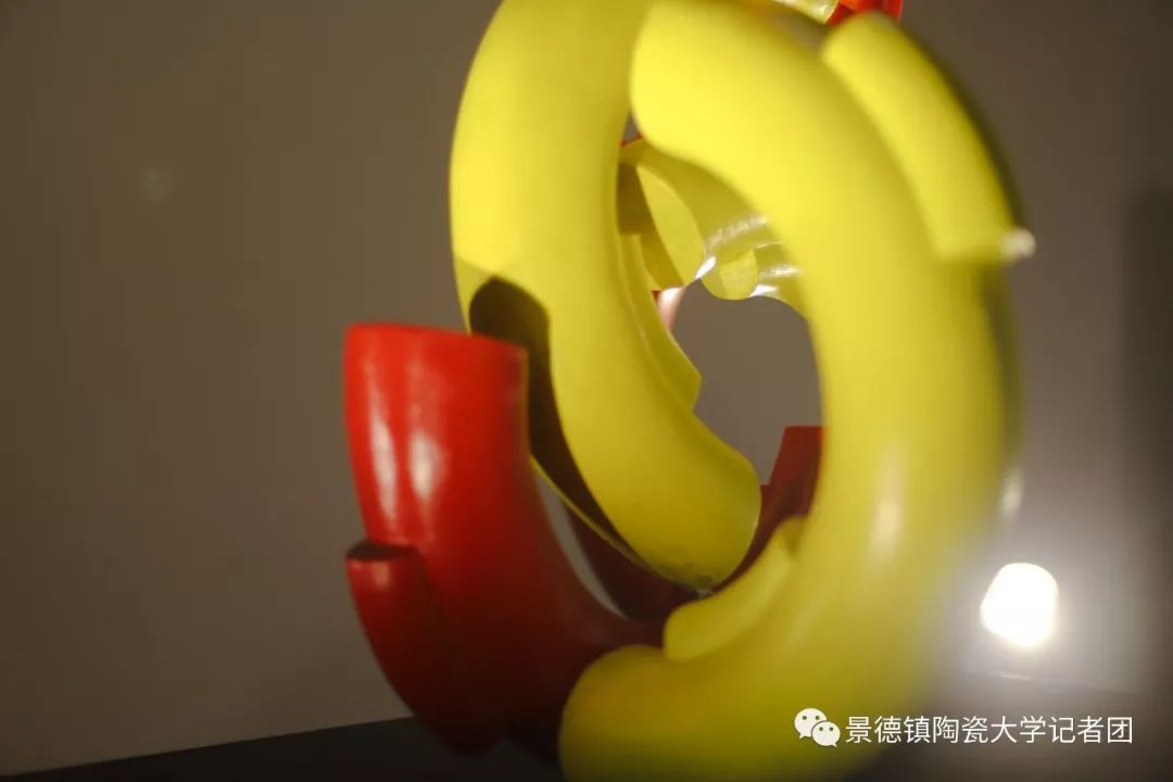 凌云光获得发明专利授权：“一种平面度测量方法以及装置”