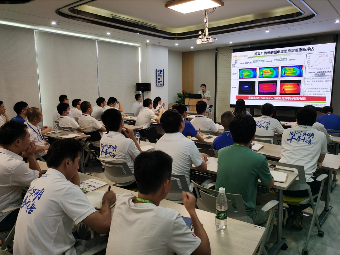 烽火通信获得发明专利授权：“相干突发接收本振激光器输出功率调节装置、设备及方法”