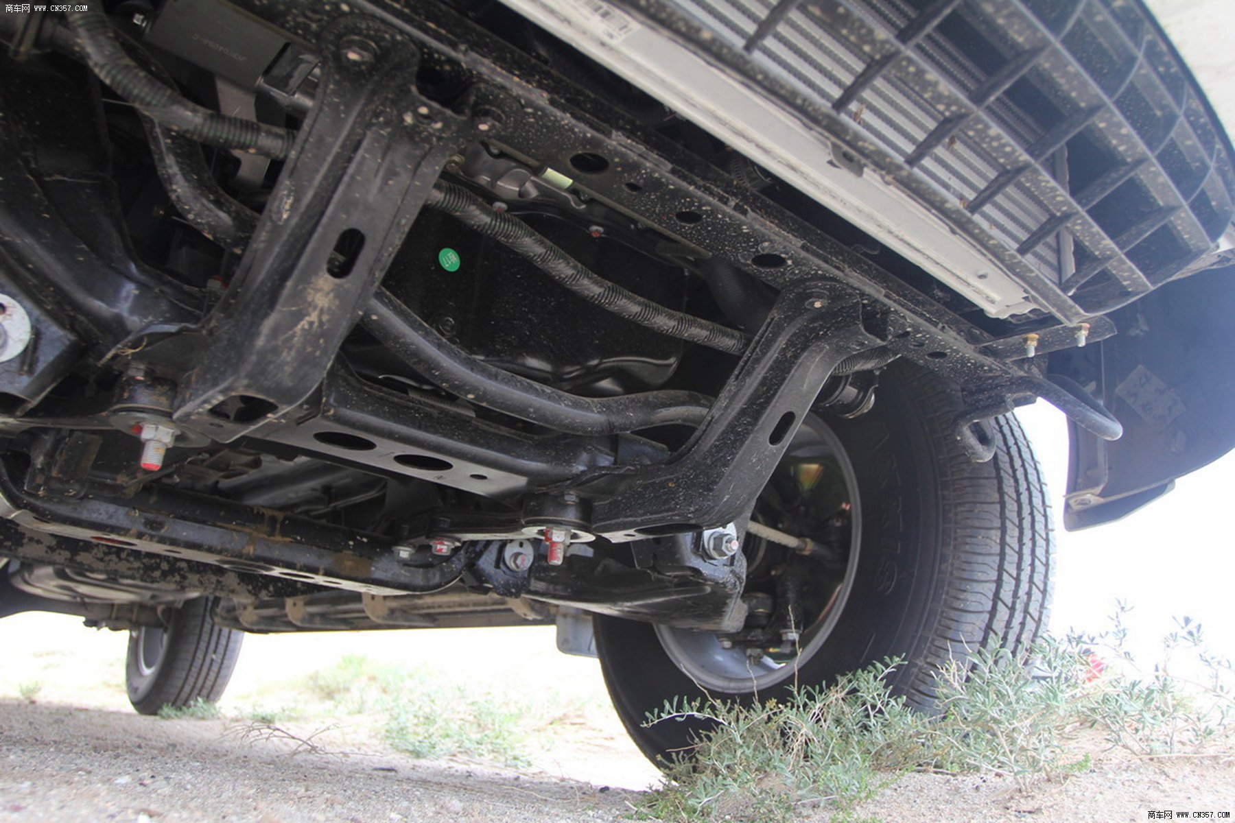 江铃汽车获得发明专利授权：“一种汽车铸造件用造型砂去除装置”