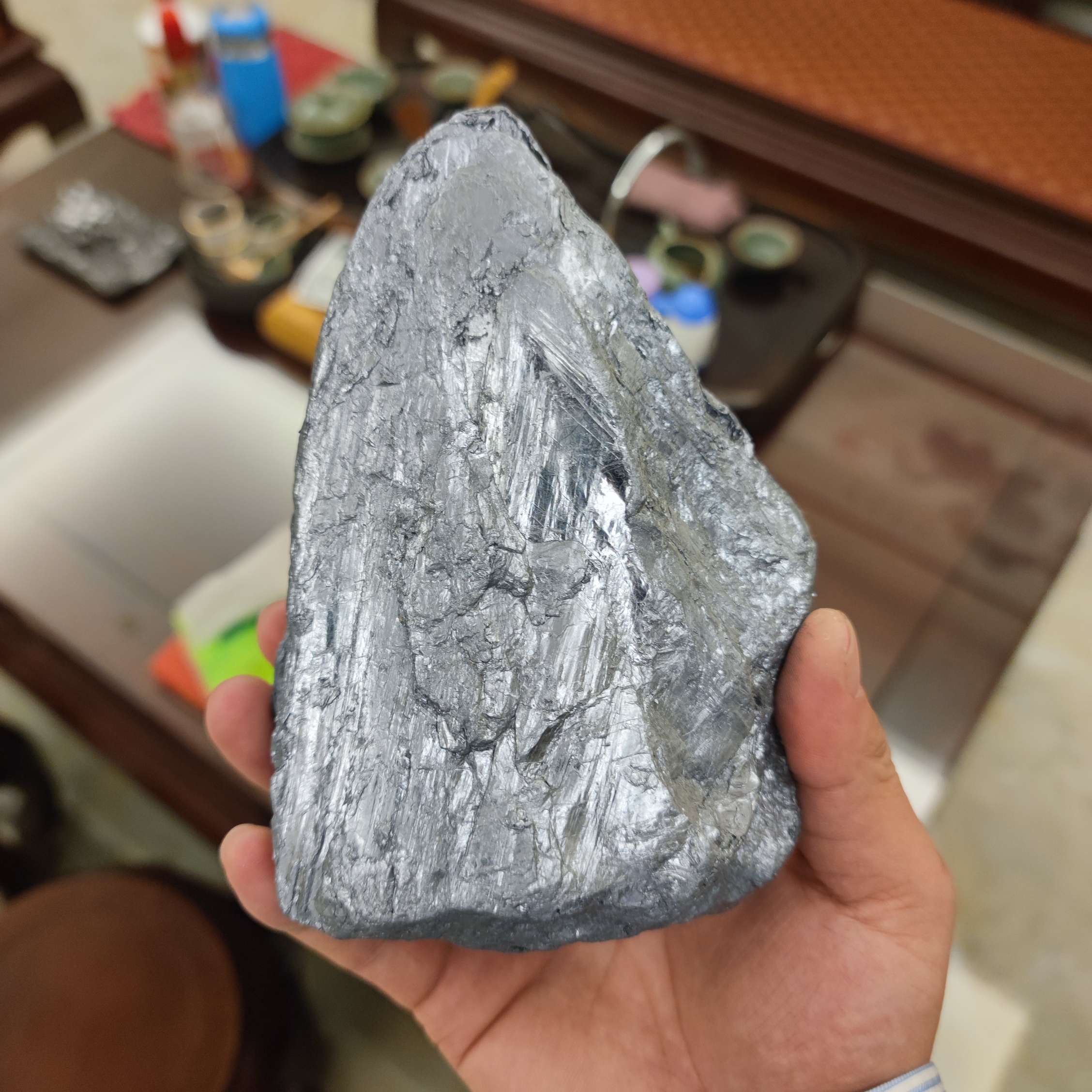 洛阳钼业9月26日大宗交易成交414.00万元