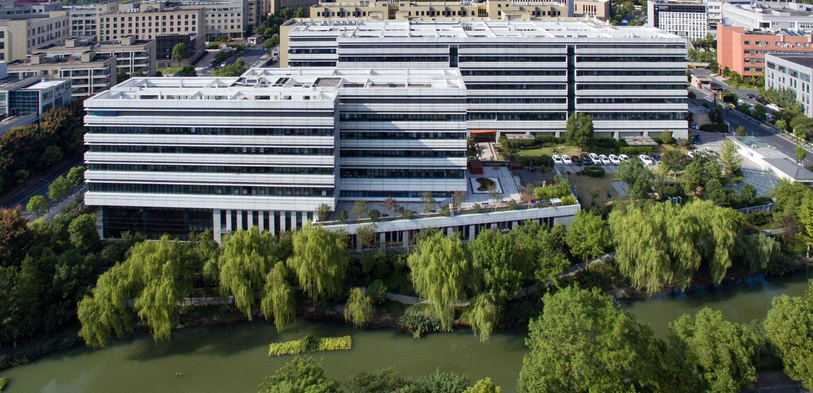 迪安诊断AI医疗再添新动能 将探索医疗数据市场化新路径