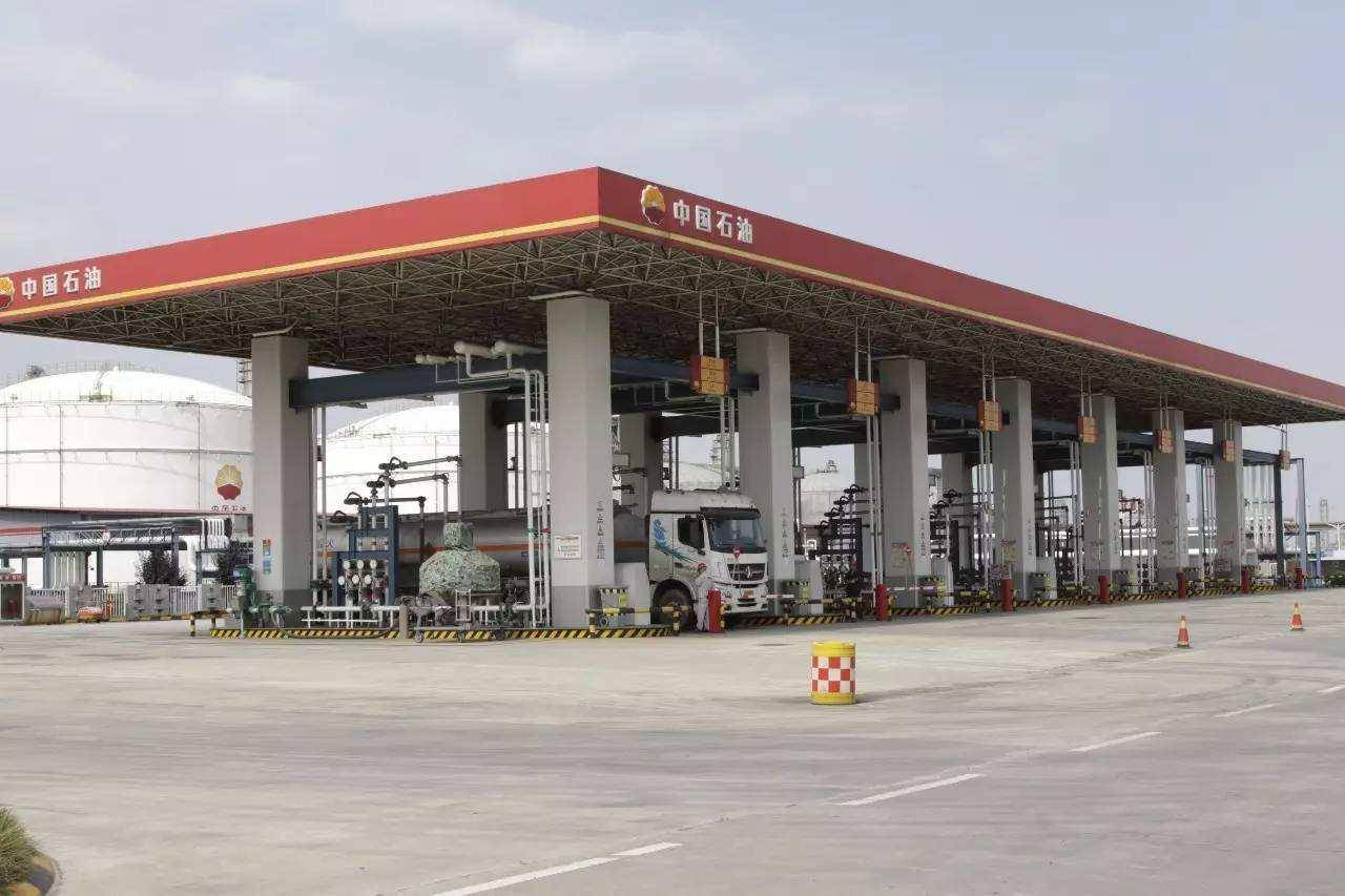 中源家居实控人拟套现超5500万元 公司上半年亏损近千万