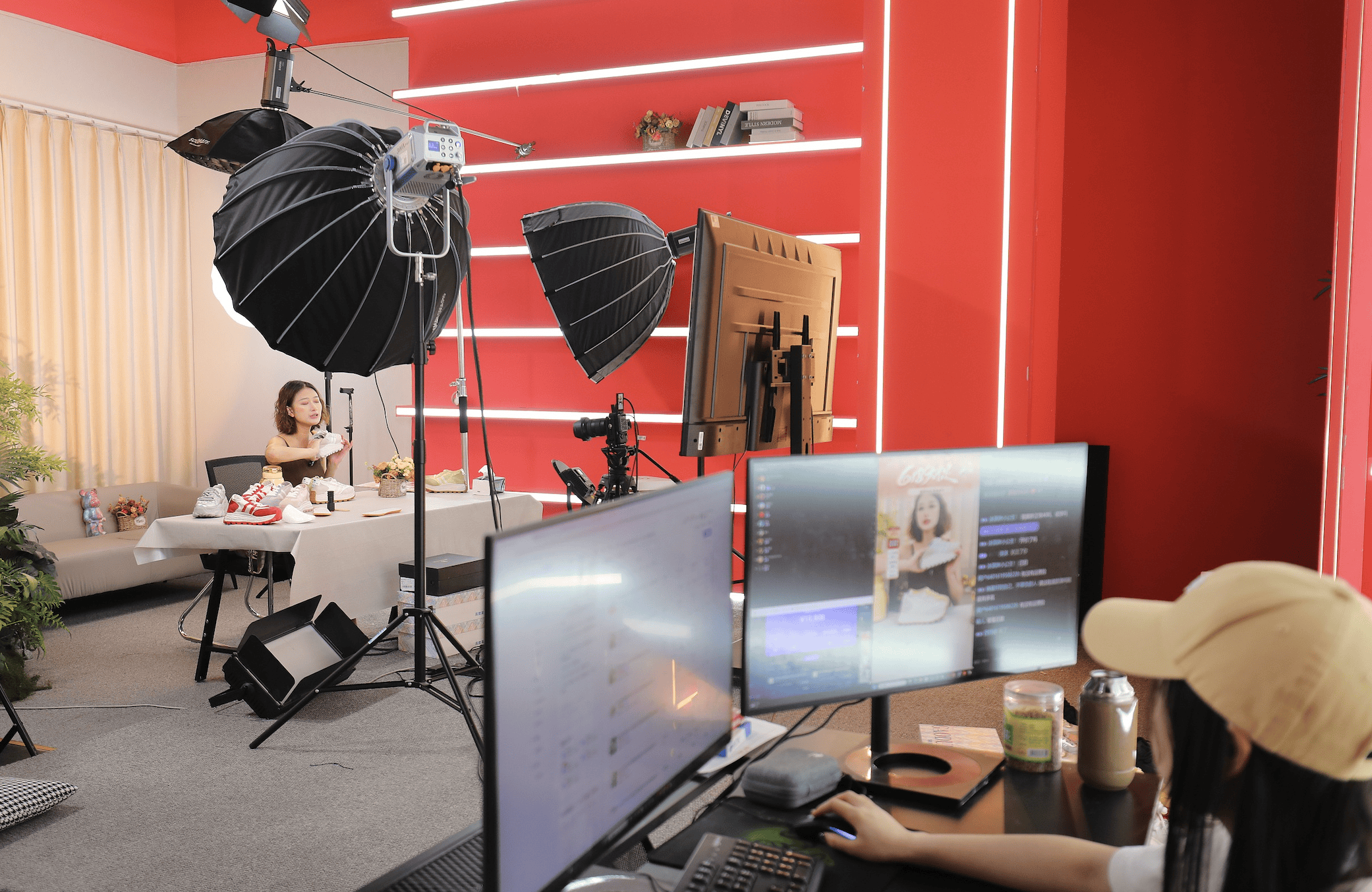 国家税务总局：平台企业不得以任何形式将自身涉税义务转嫁给平台内从业人员