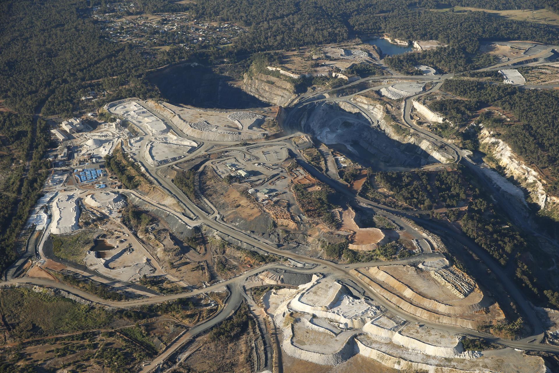 耐心资本加持 山东路桥子公司40亿增资扩股落地