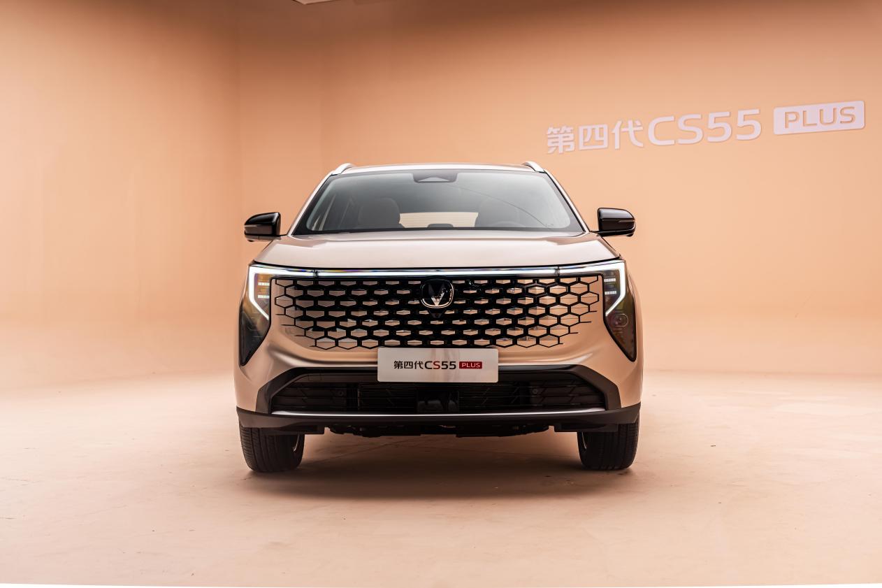 长安第四代CS55PLUS：把高快领航打入10万元以内