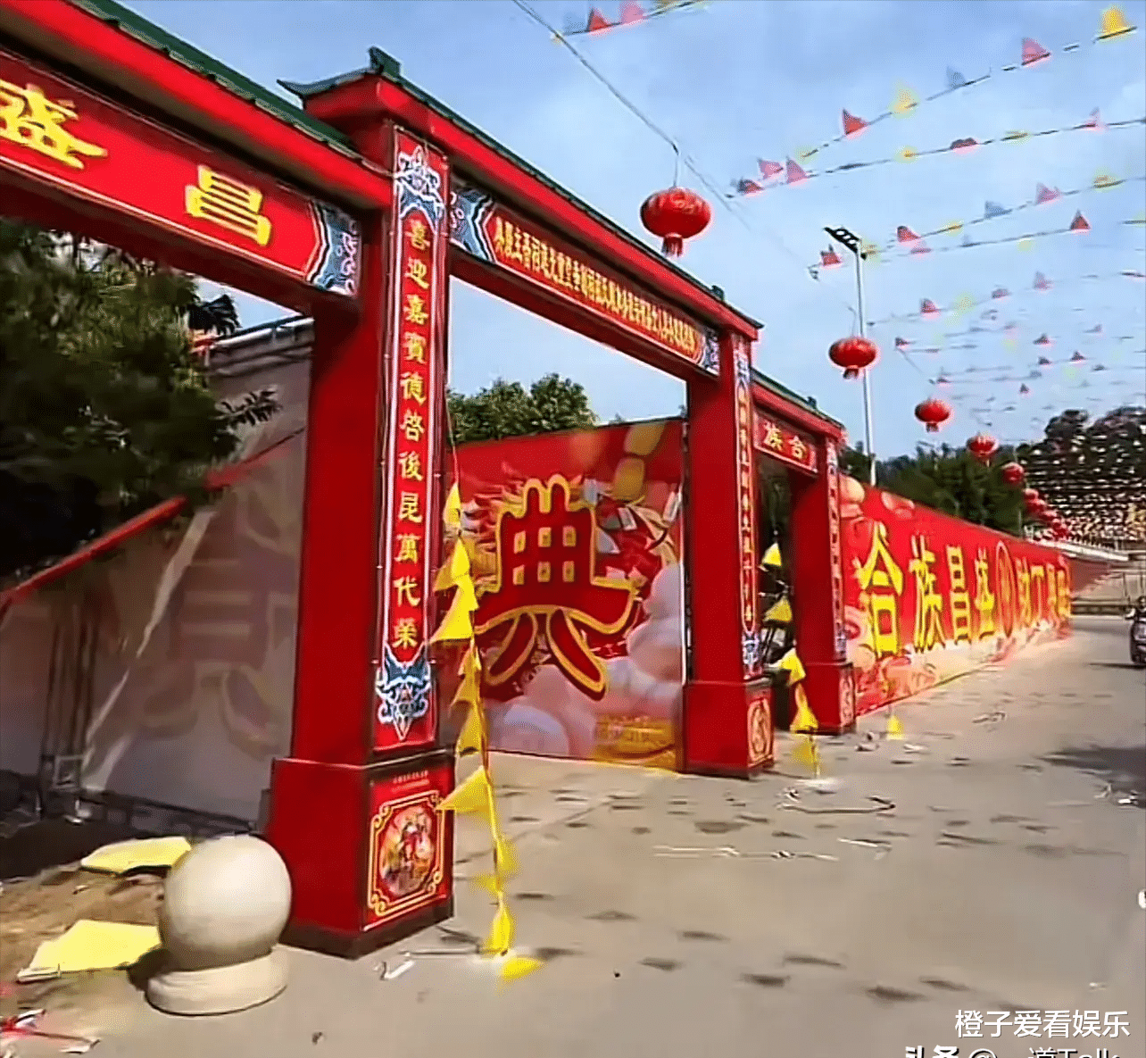 人保财险政银保 ,拥有“如意行”驾乘险，出行更顺畅！_2025婚礼设计产业投资图谱：技术、文化与下沉市场的三重红利