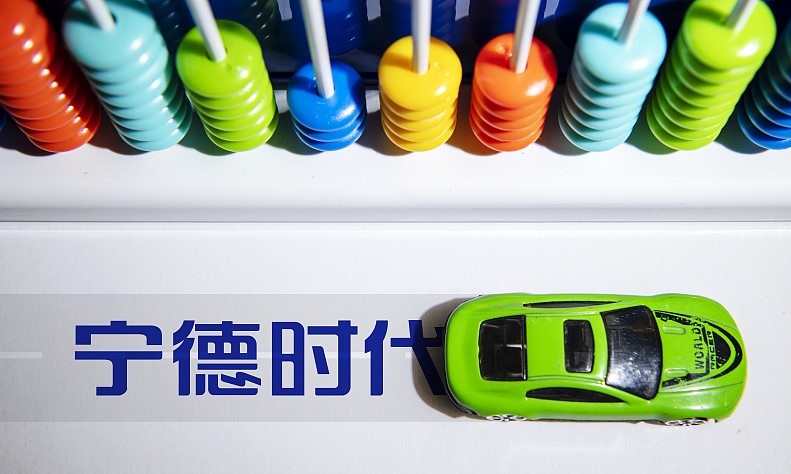 宁德时代获得实用新型专利授权：“旋涂设备”