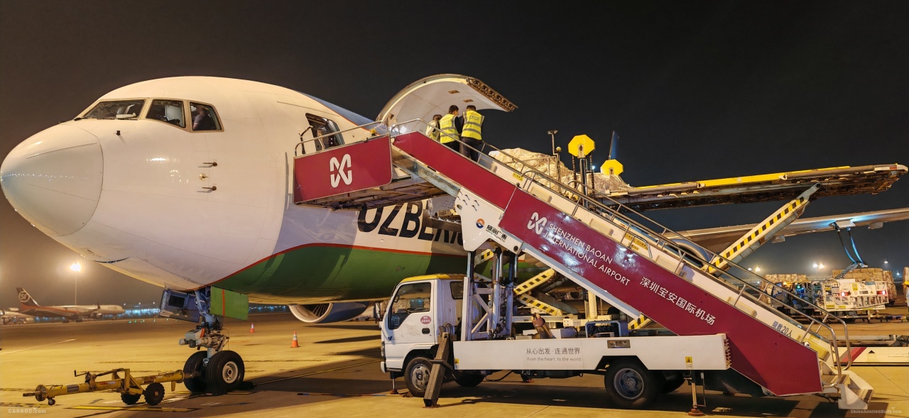 南京机场首开华沙国际货运航线