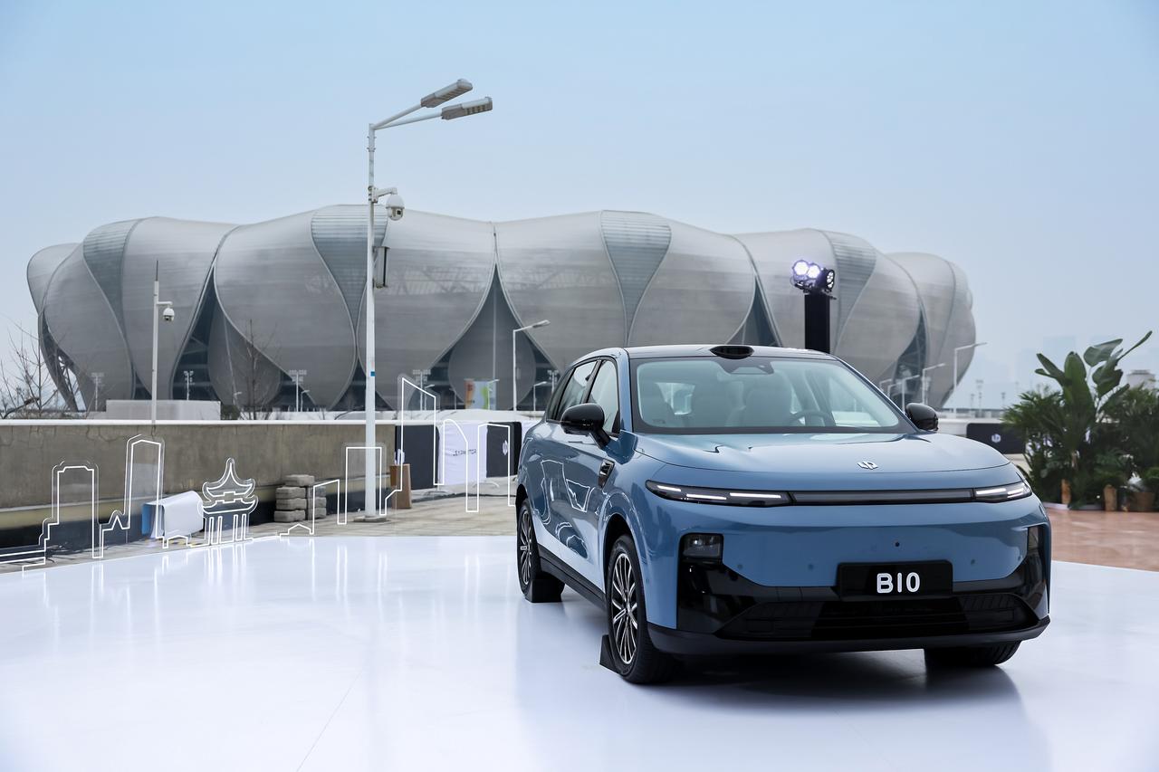 速腾聚创全栈自研数字激光雷达芯片通过AEC-Q认证