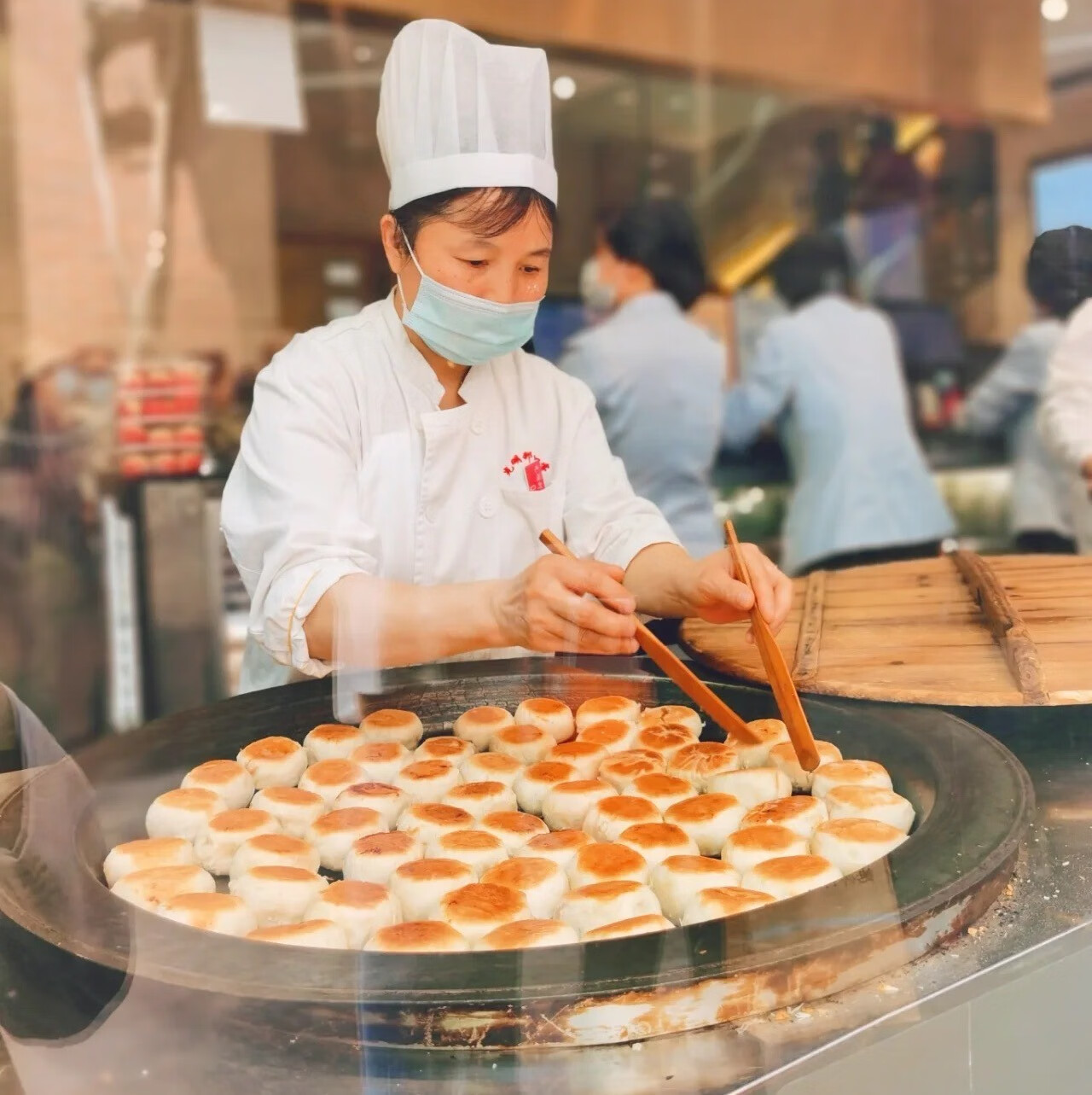 上海中秋的鲜肉月饼 | 十月行记