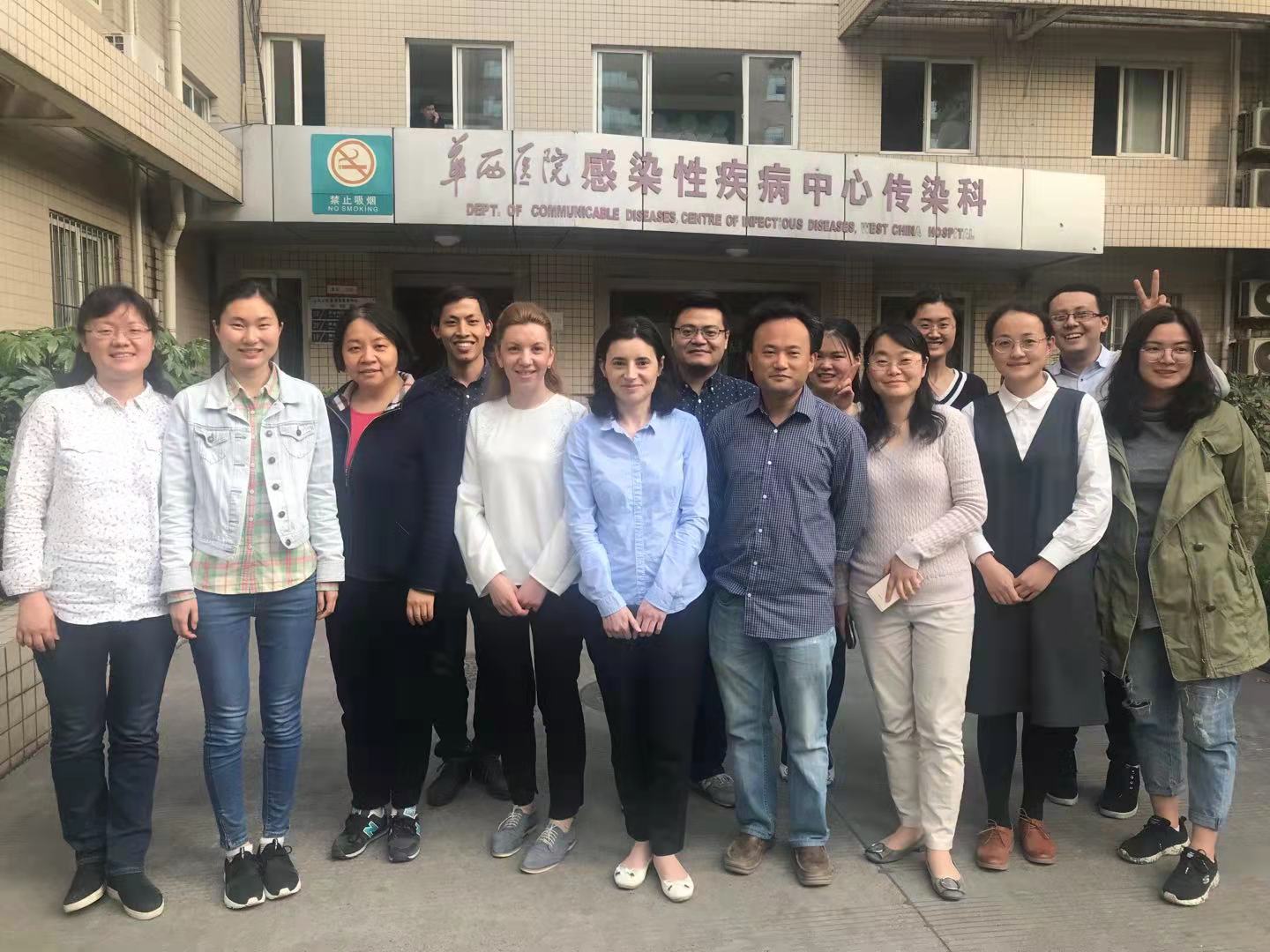 王文涛：服务业是接下来开放的重点，同时扩大增值电信、生物技术、外商独资医院等开放试点