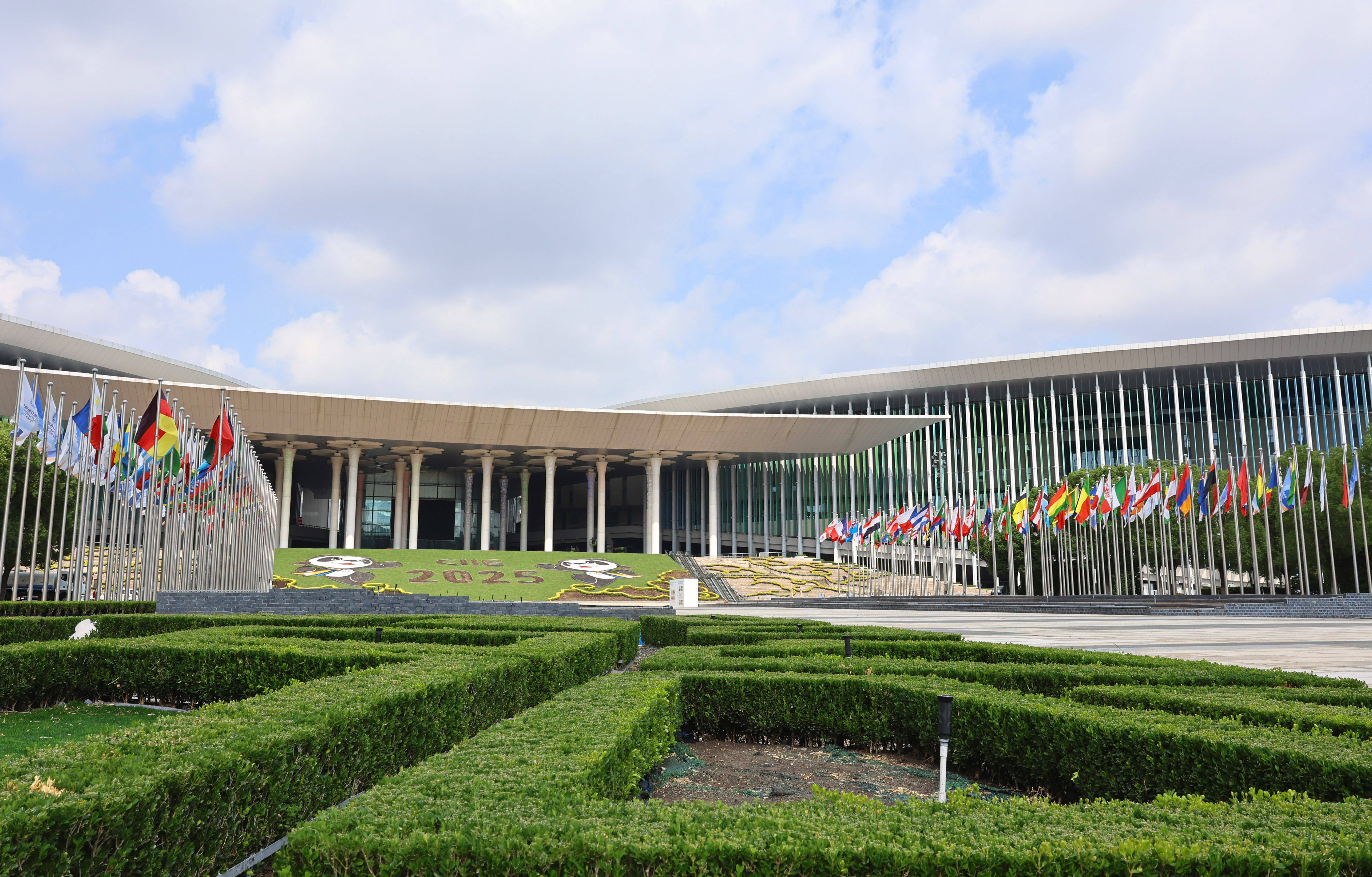 第八届进博会将于11月5日至10日举办