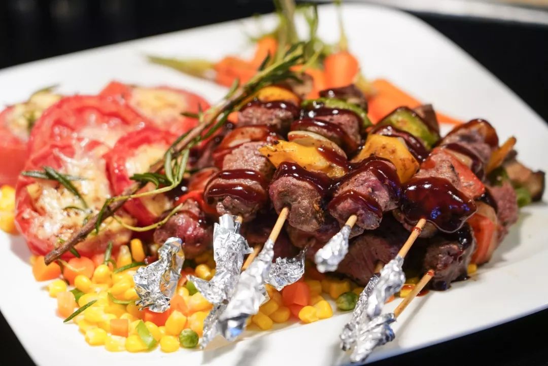 龙大美食：截止10月31日股东人数为43,331户