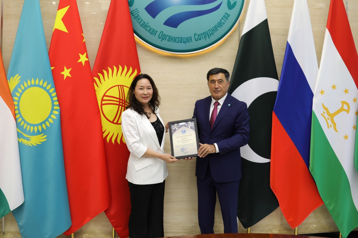 以岭药业与乐药集团达成合作 共拓医药健康产业新篇章