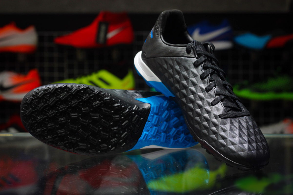 进军“足球王国”！跨境ETF再出“新品”，配售创近5年新低