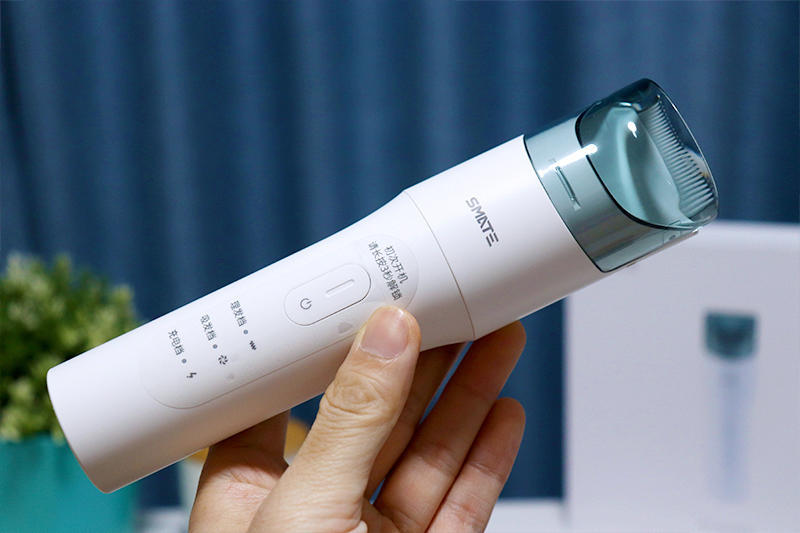 小熊电器获得发明专利授权：“一种吸发式理发器”