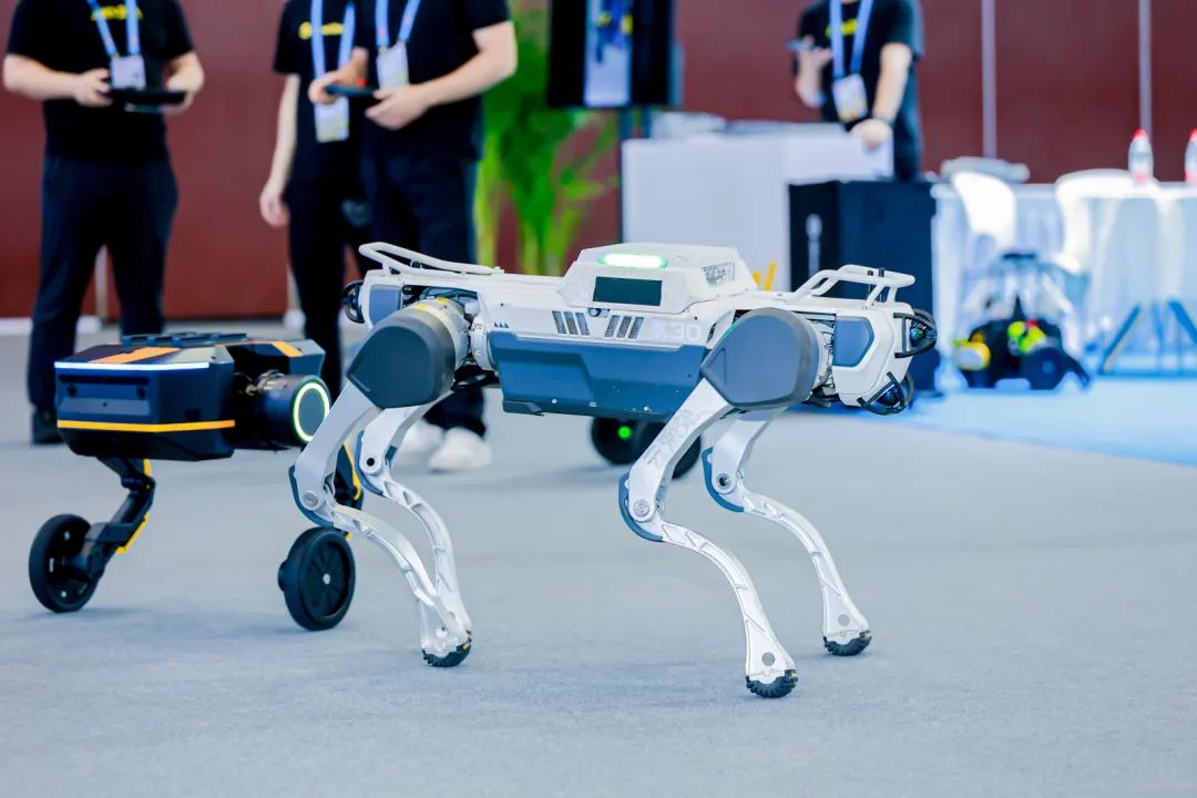 汇川技术：展出人形机器人相关零部件产品