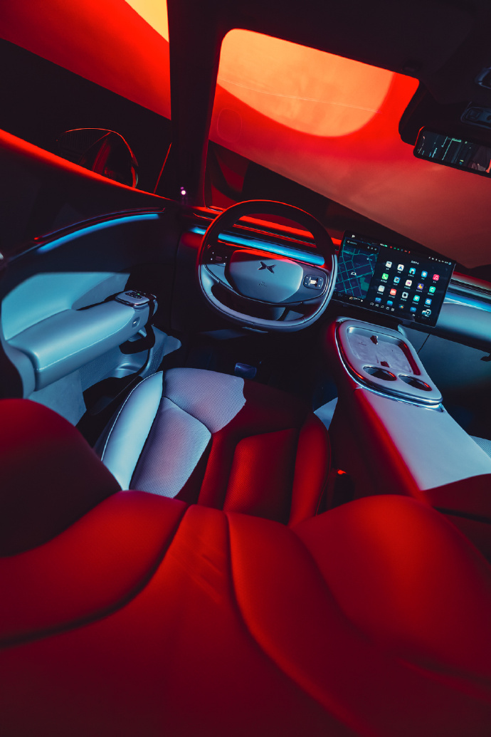 地平线与小鹏：中国技术“武装”大众