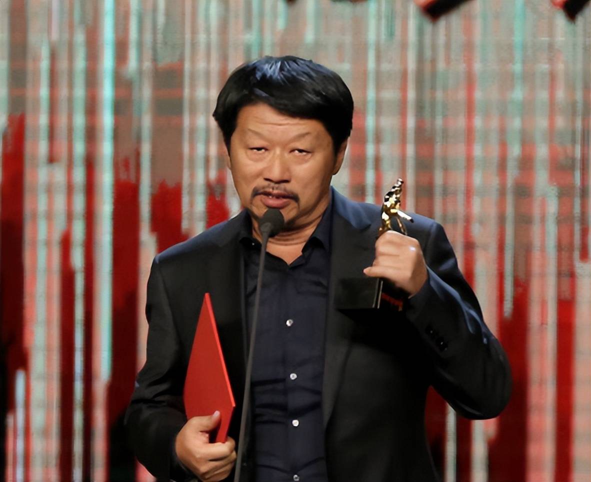 正午阳光侯鸿亮：不要给低血糖的人递无糖可乐