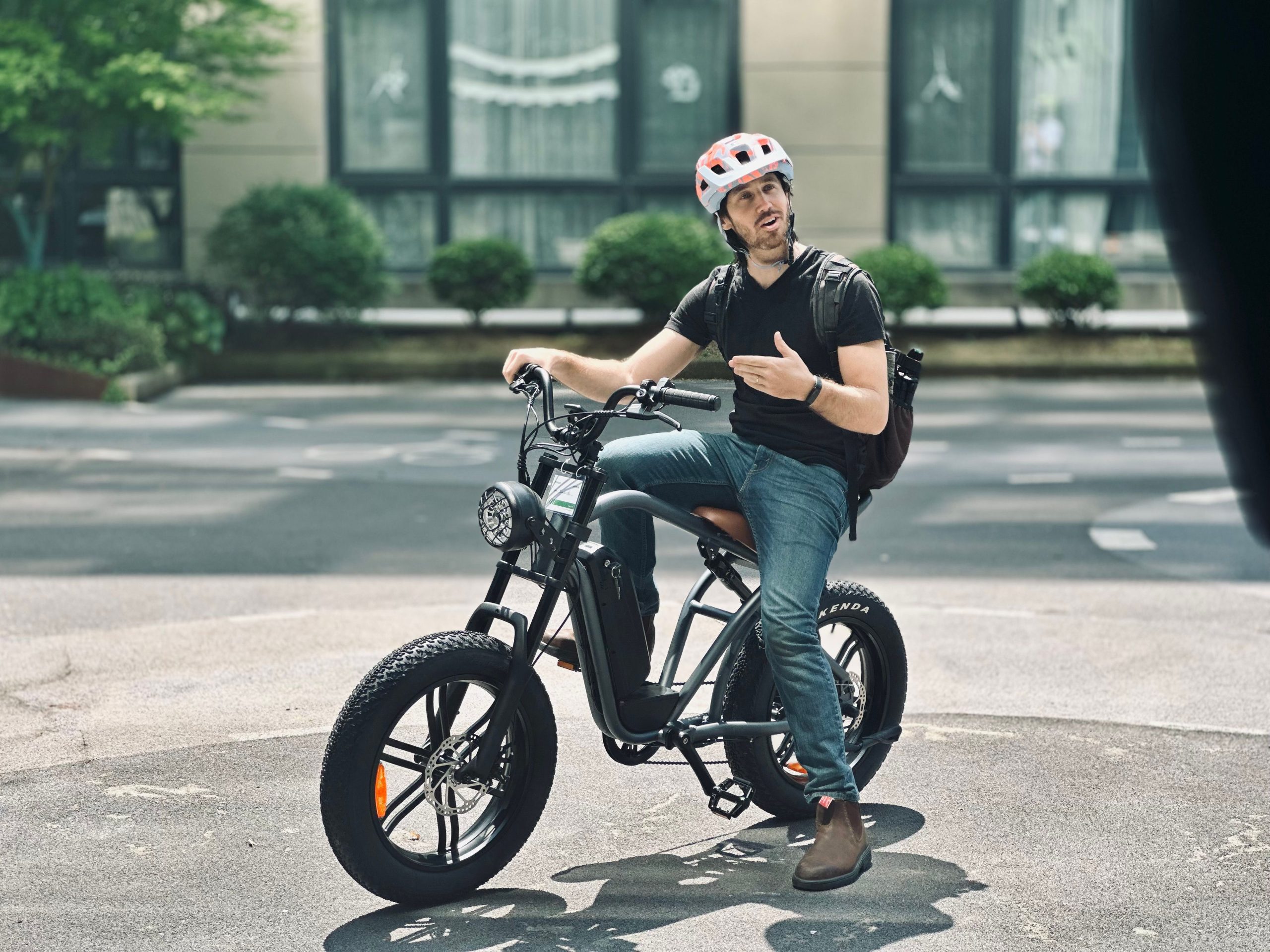 安乃达获得实用新型专利授权：“内置变速的中置电机系统及车辆”