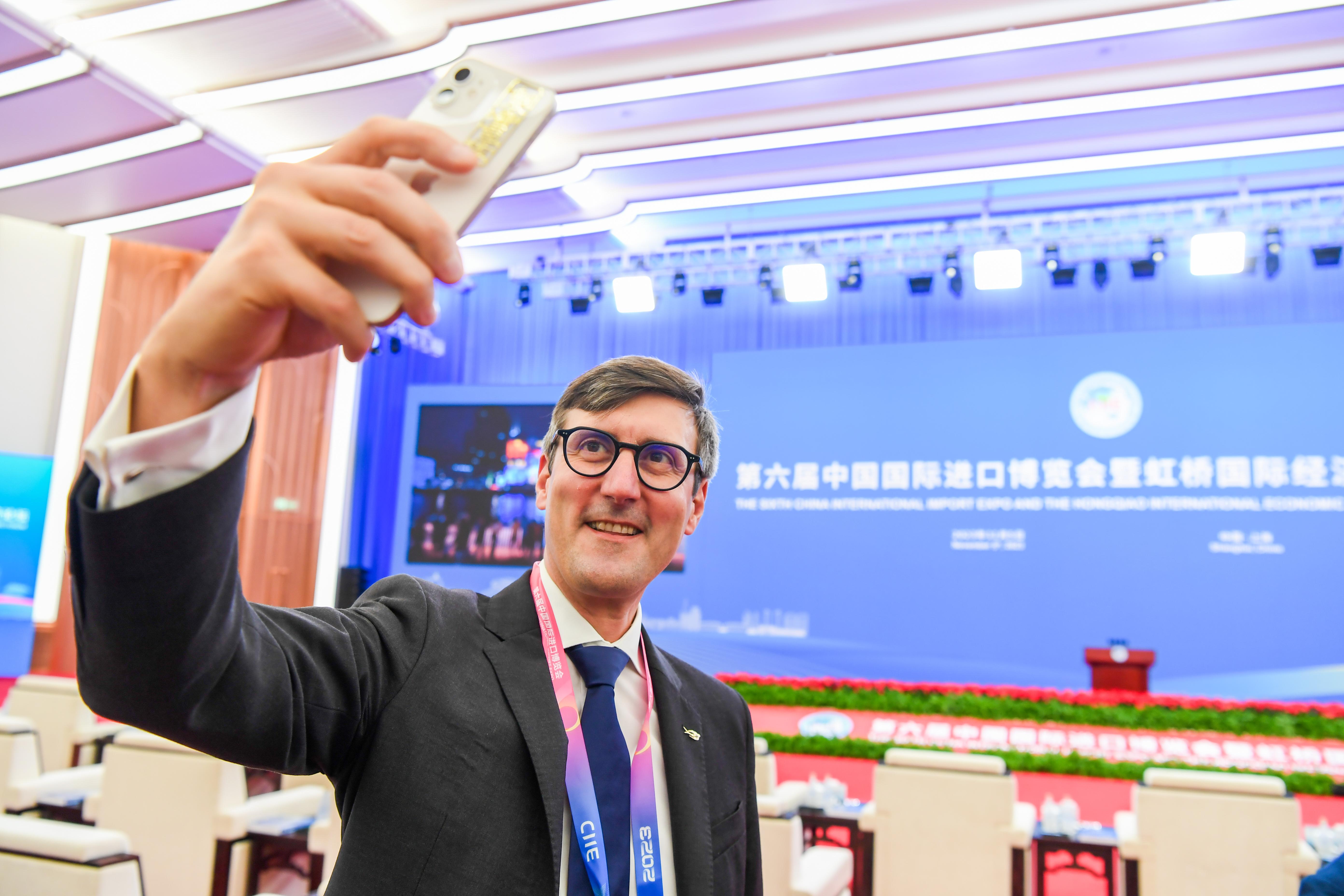 今日看点｜第八届进博会将开幕