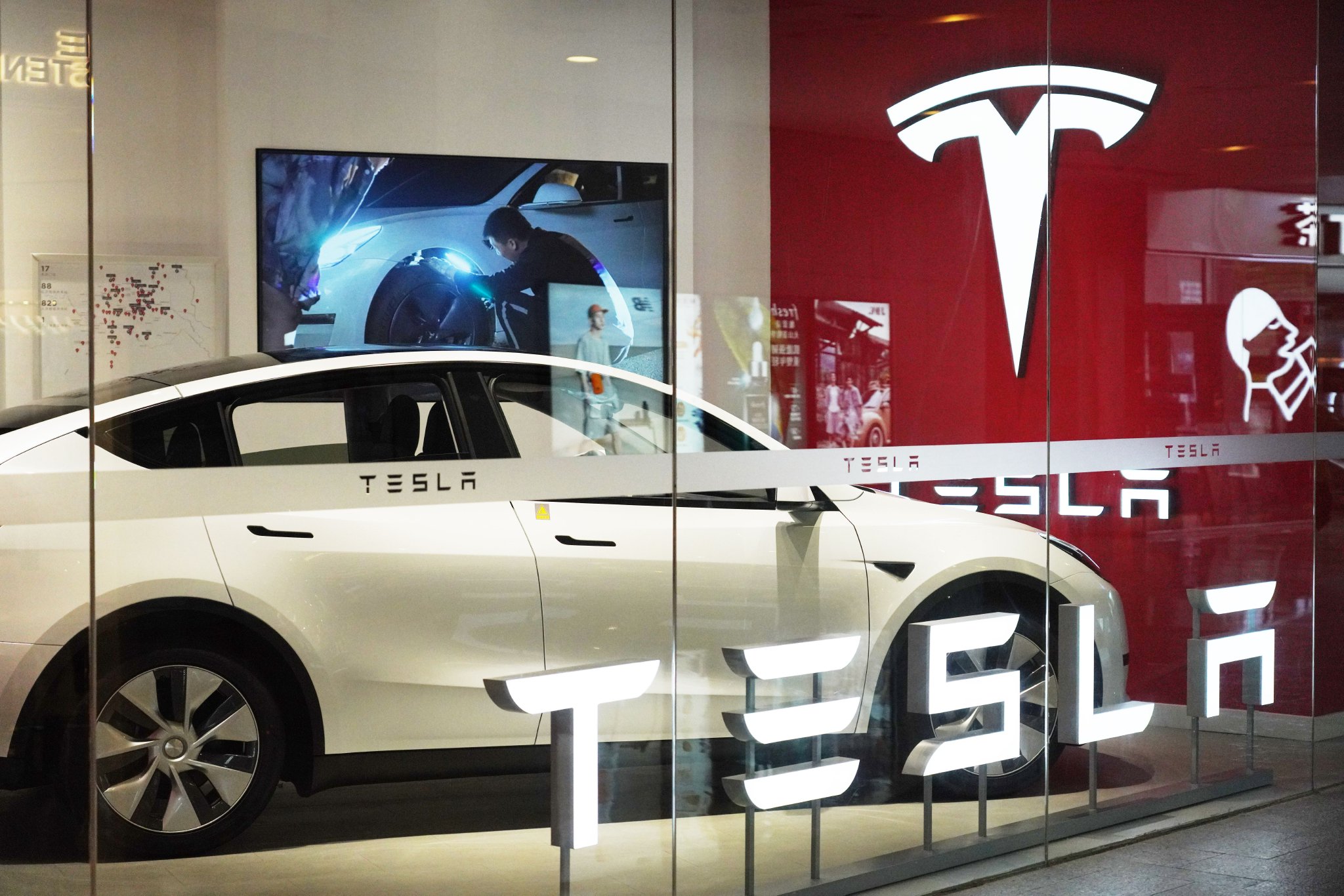 挪威主权财富基金反对马斯克万亿美元薪酬方案，股东大会投票将成特斯拉“生死关”