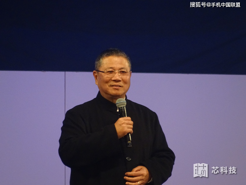 华虹公司盈利持续承压，拟斥资82亿并购“兄弟公司”，标的净利润含金量不足