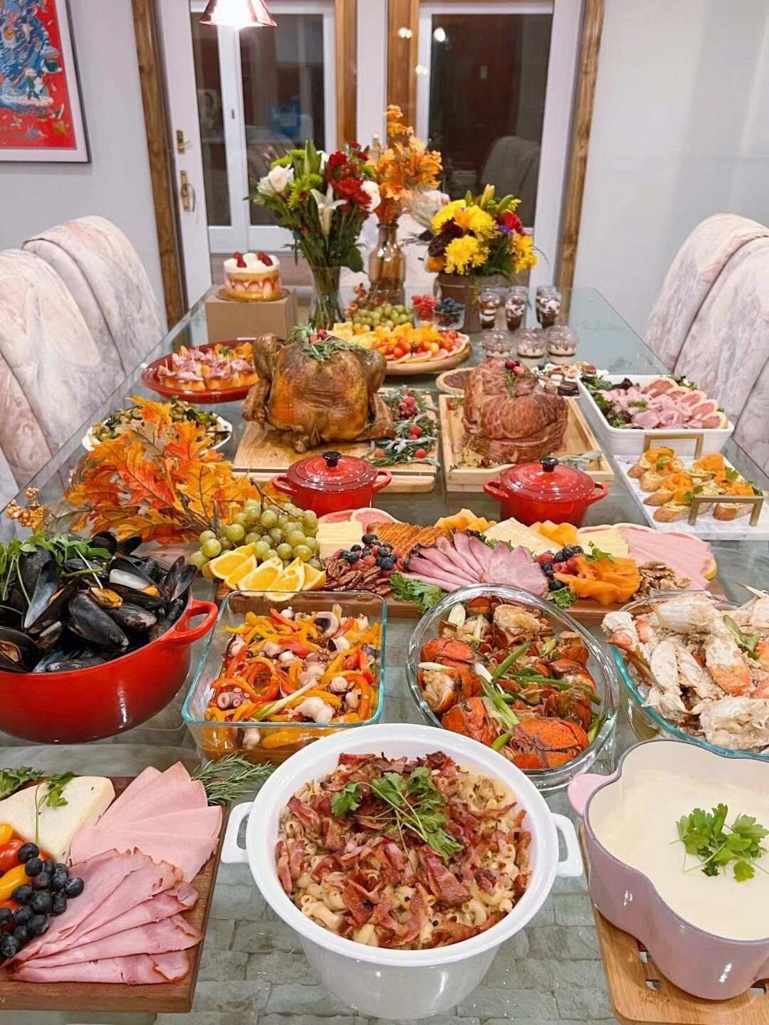 友邦吊顶盘中创历史新高