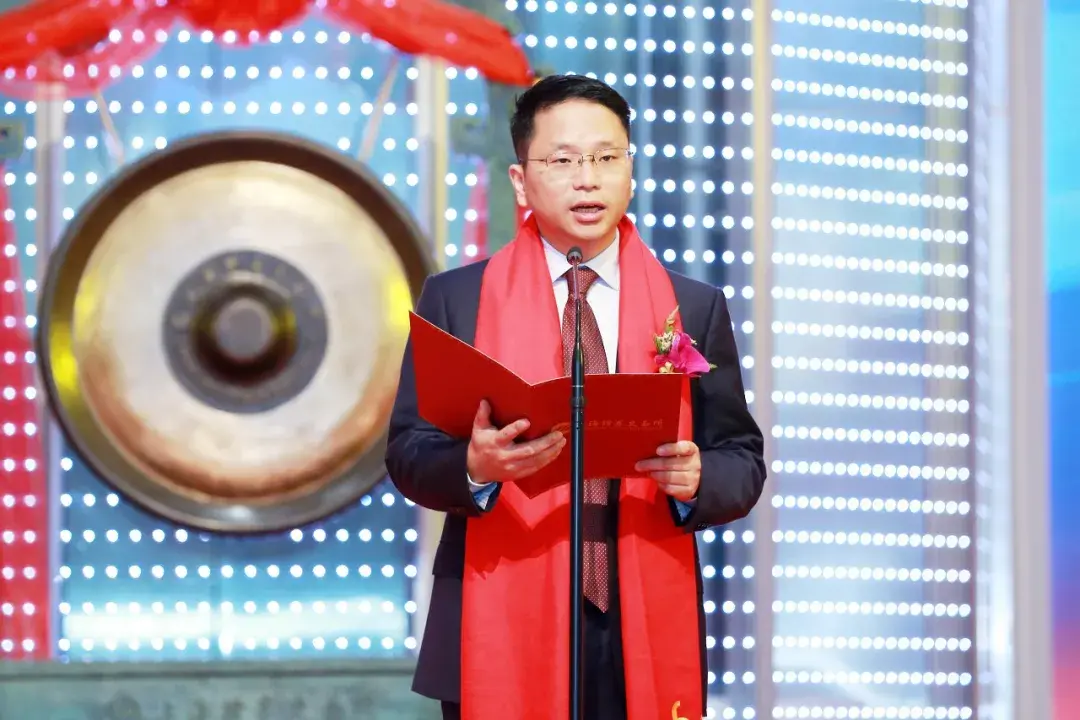 华锋股份：1月15日高管林程减持股份合计21.65万股